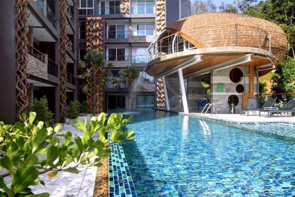 Private Apartment At Emerald Terrace Patong Extérieur photo