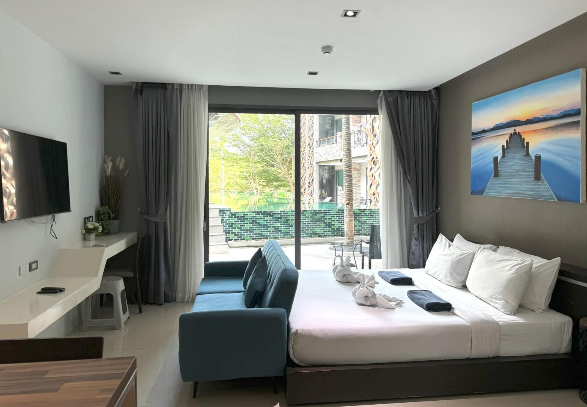 Private Apartment At Emerald Terrace Patong Extérieur photo