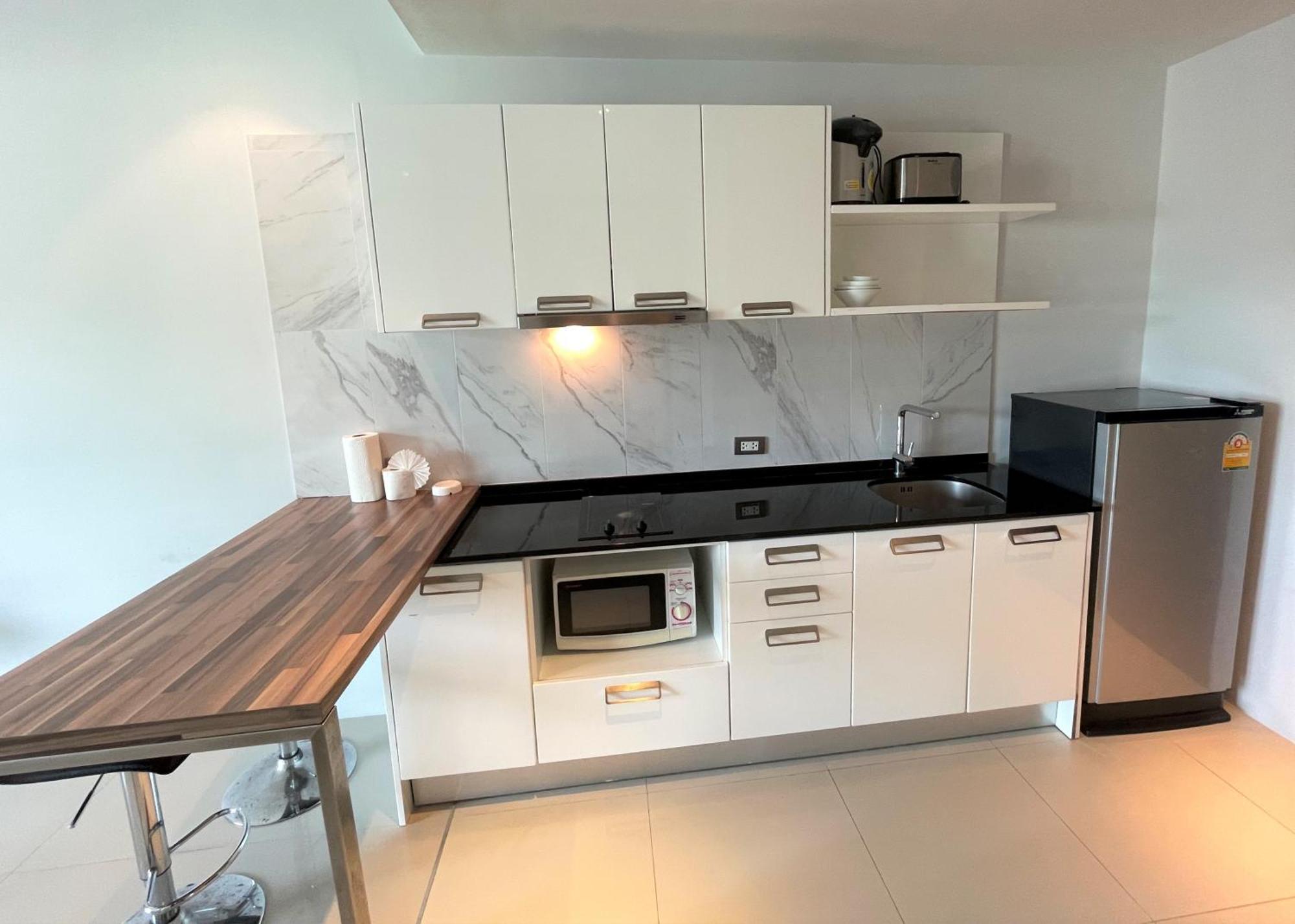 Private Apartment At Emerald Terrace Patong Extérieur photo