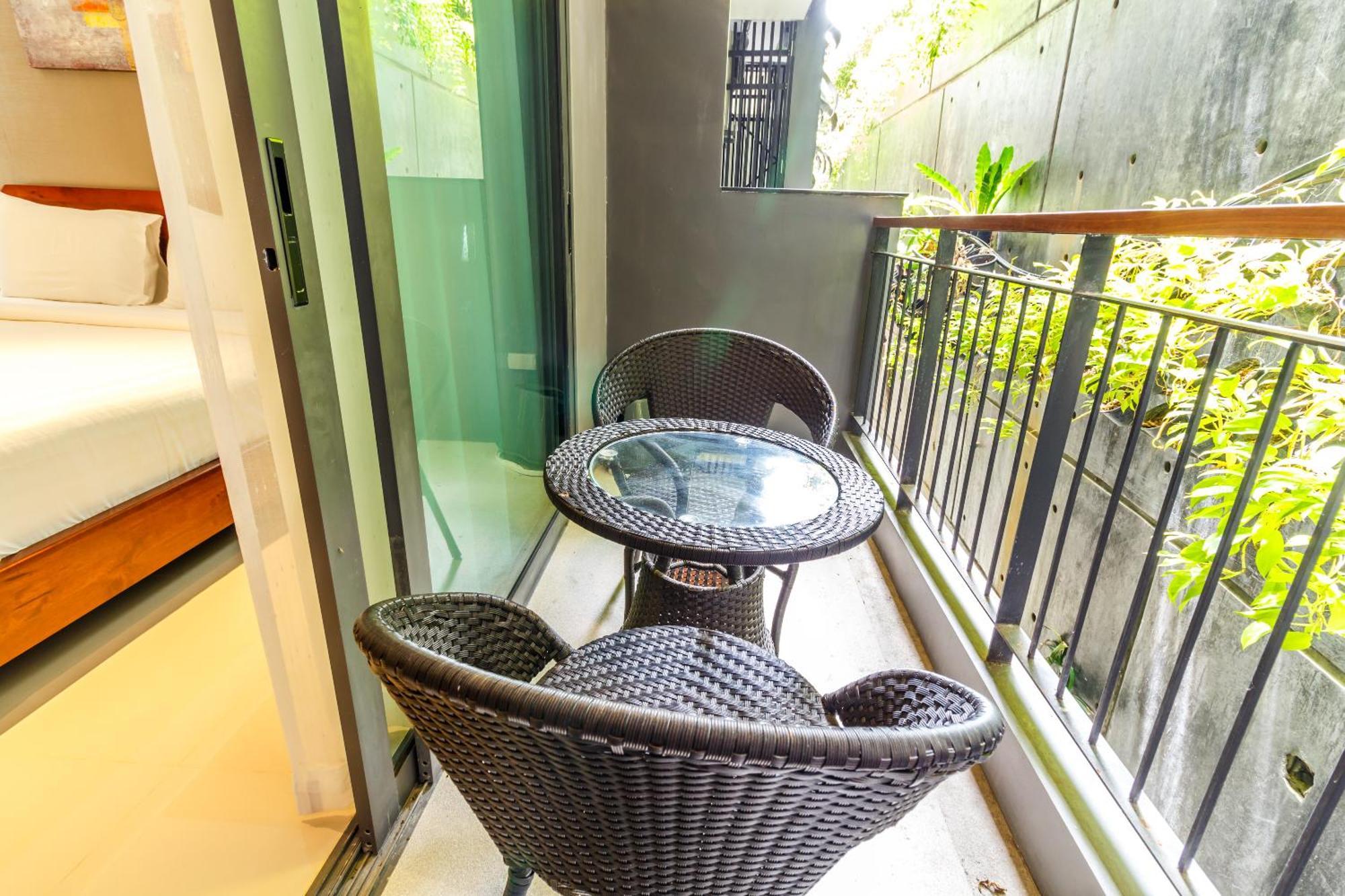 Private Apartment At Emerald Terrace Patong Extérieur photo